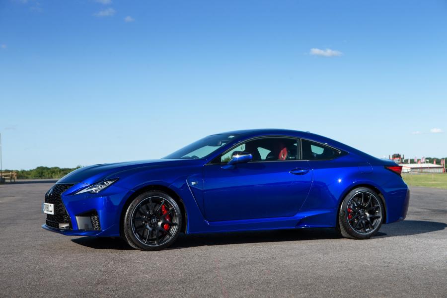  Lexus RC F 2019 года  (UK) (фото 18 из 40)